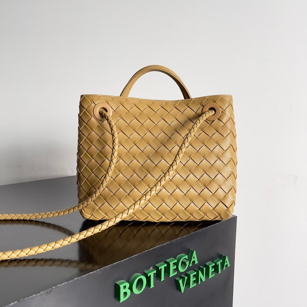 new-luxury-designer-bags-nm10667