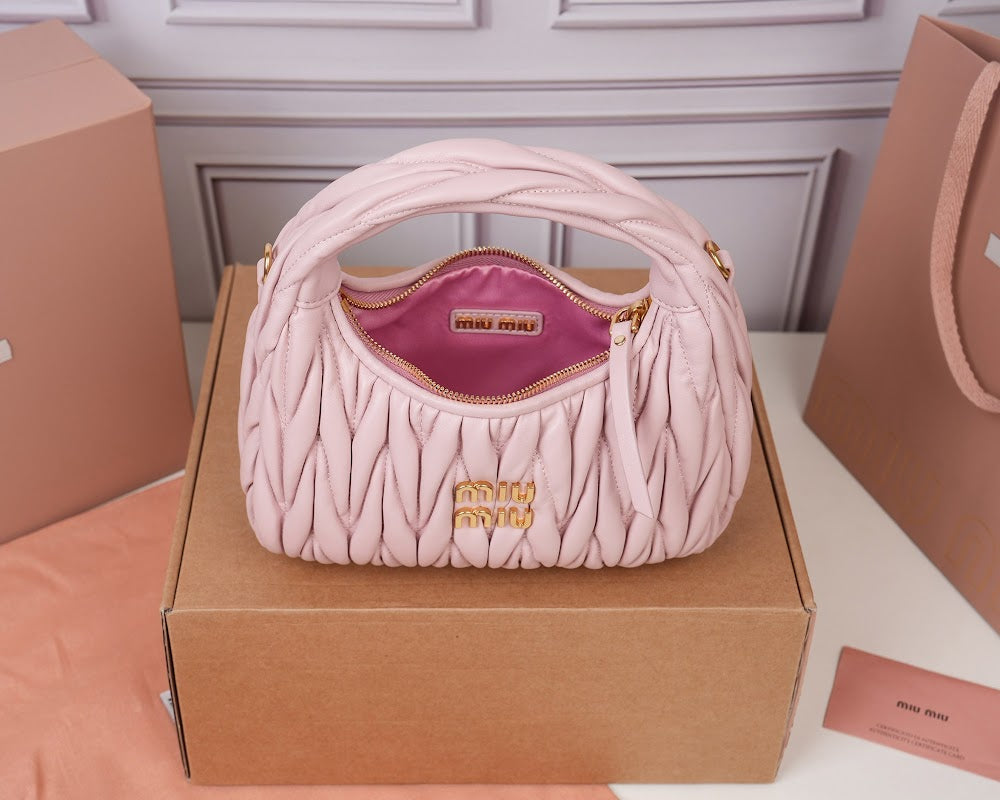 Dragons Bags Miun Miun Luxury Bag --123610