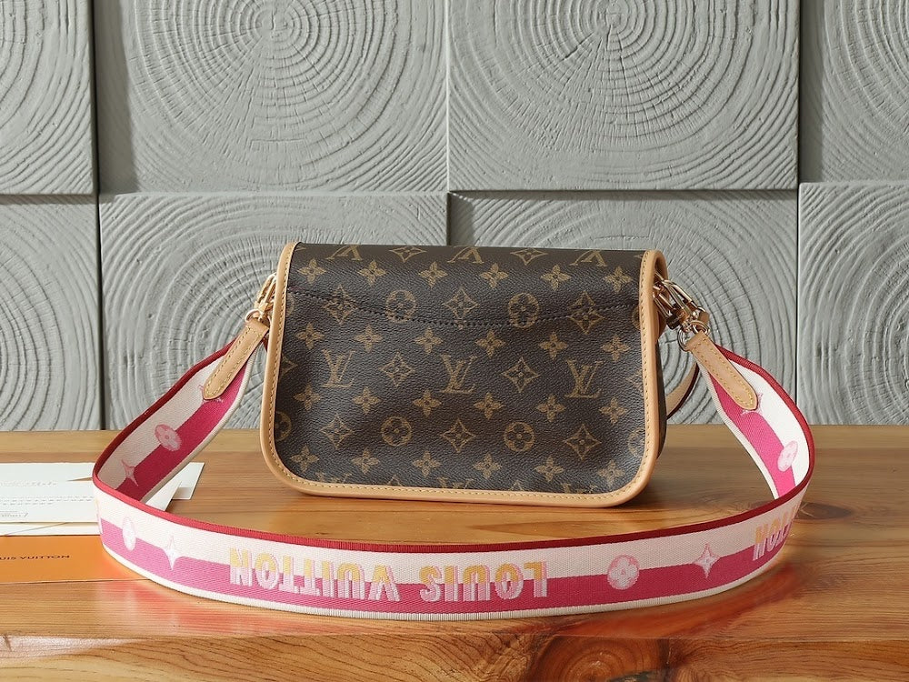 Dragons Bags ln Luxury Bag --97258