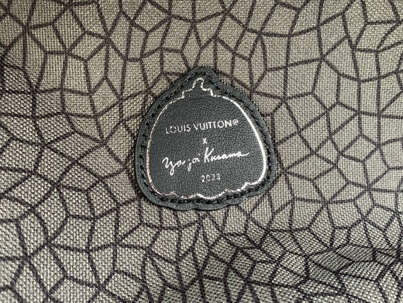 Dragons Bags ln Luxury Bag --61494