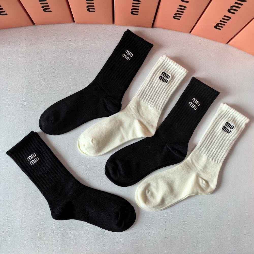 Dragons Bags Premium Luxury Socks --97938