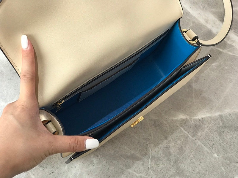 Dragons Bags ln Luxury Bag --60309