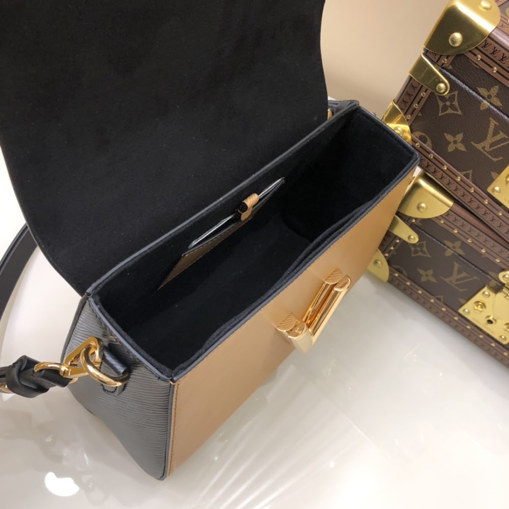 Dragons Bags ln Luxury Bag --67067