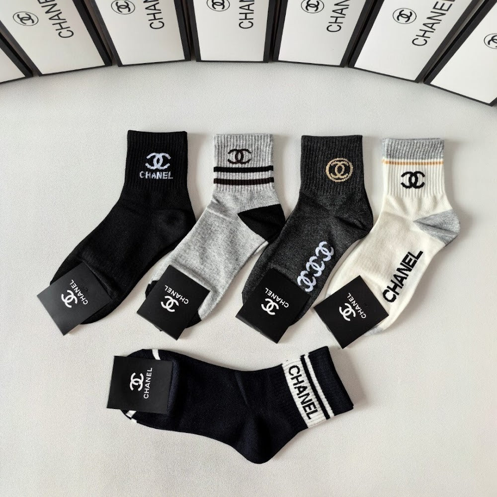 Dragons Bags Premium Luxury Socks --98036