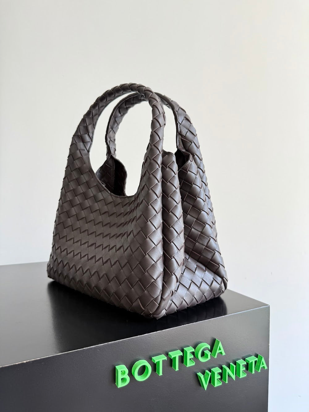 new-luxury-designer-bags-nm10548