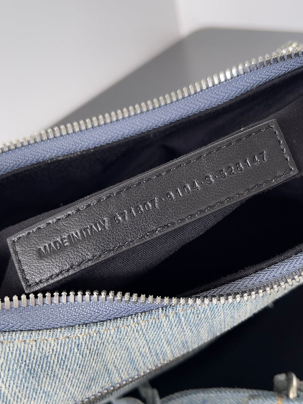 Dragons Bags Balenciaga Luxury Bag --111135