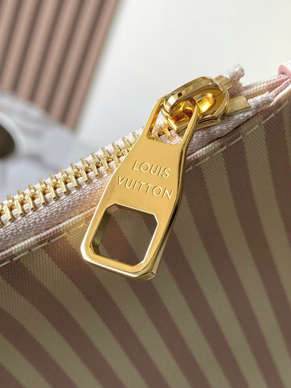 Dragons Bags ln Luxury Bag --97222