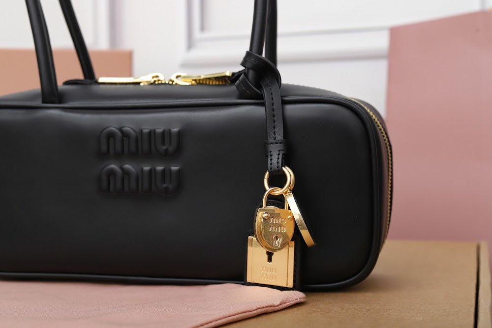 Dragons Bags Miun Miun Luxury Bag --122750