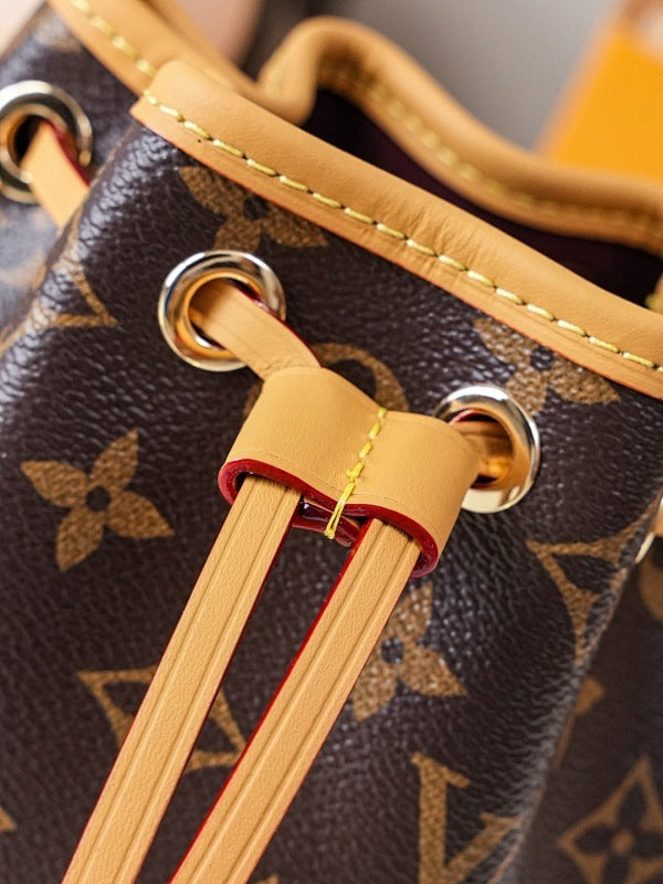 Dragons Bags ln Luxury Bag --81786