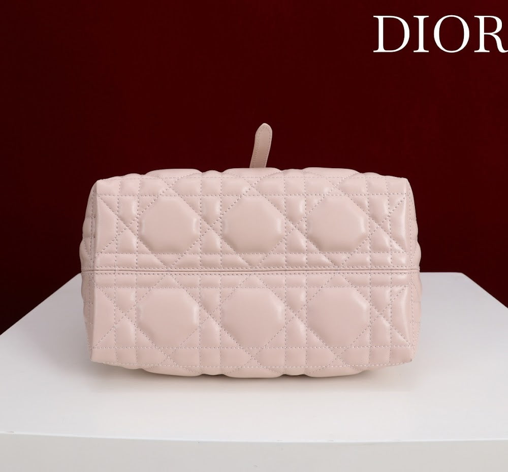 Dragons BagsDiorn Luxury Bag --115618