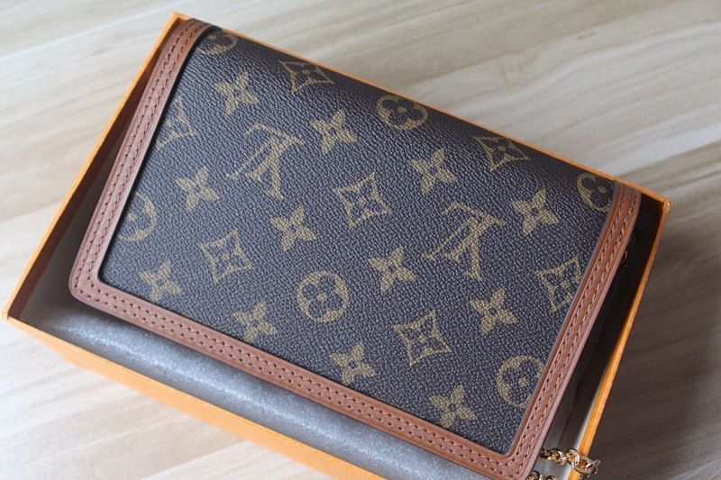 Dragons Bags ln Luxury Bag --58985