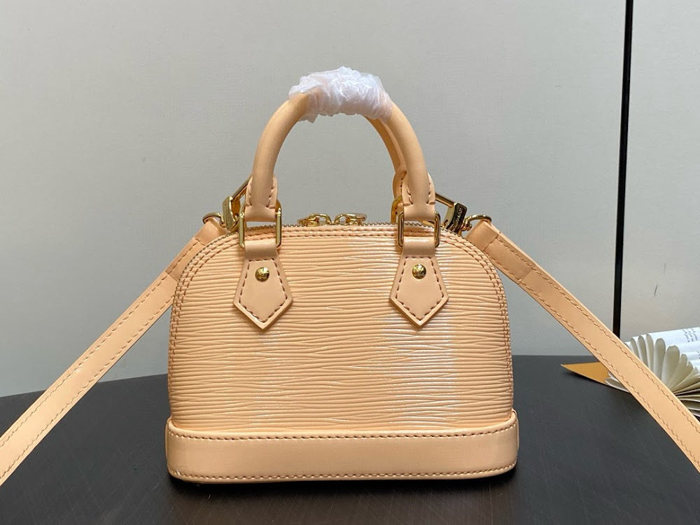 Dragons Bags ln Luxury Bag --81588