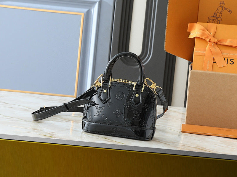 Dragons Bags ln Luxury Bag --81690