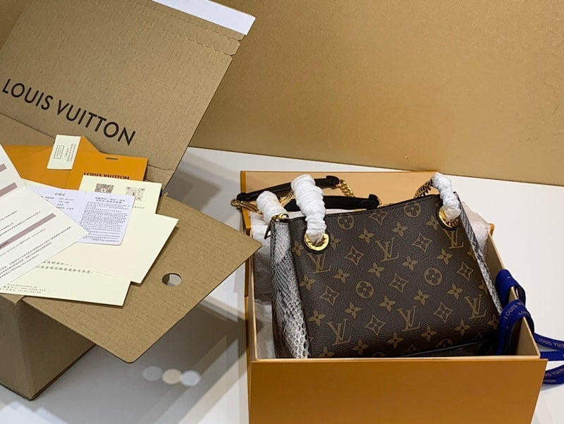 Dragons Bags ln Luxury Bag --59240