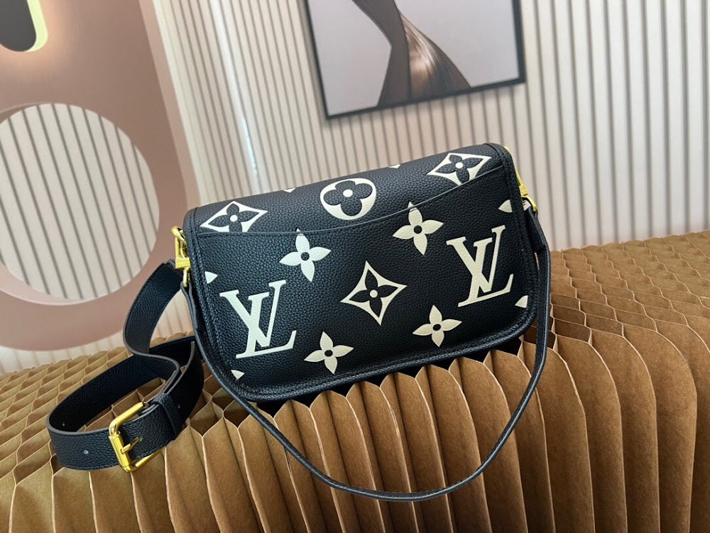 Dragons Bags ln Luxury Bag --81405