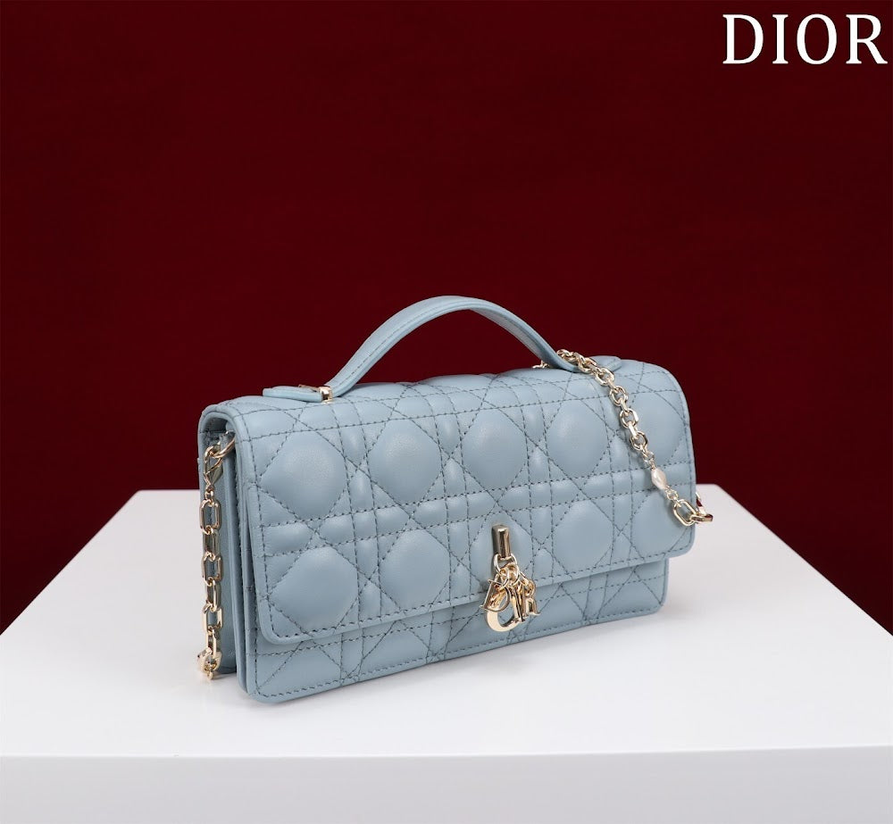 Dragons BagsDiorn Luxury Bag --116227