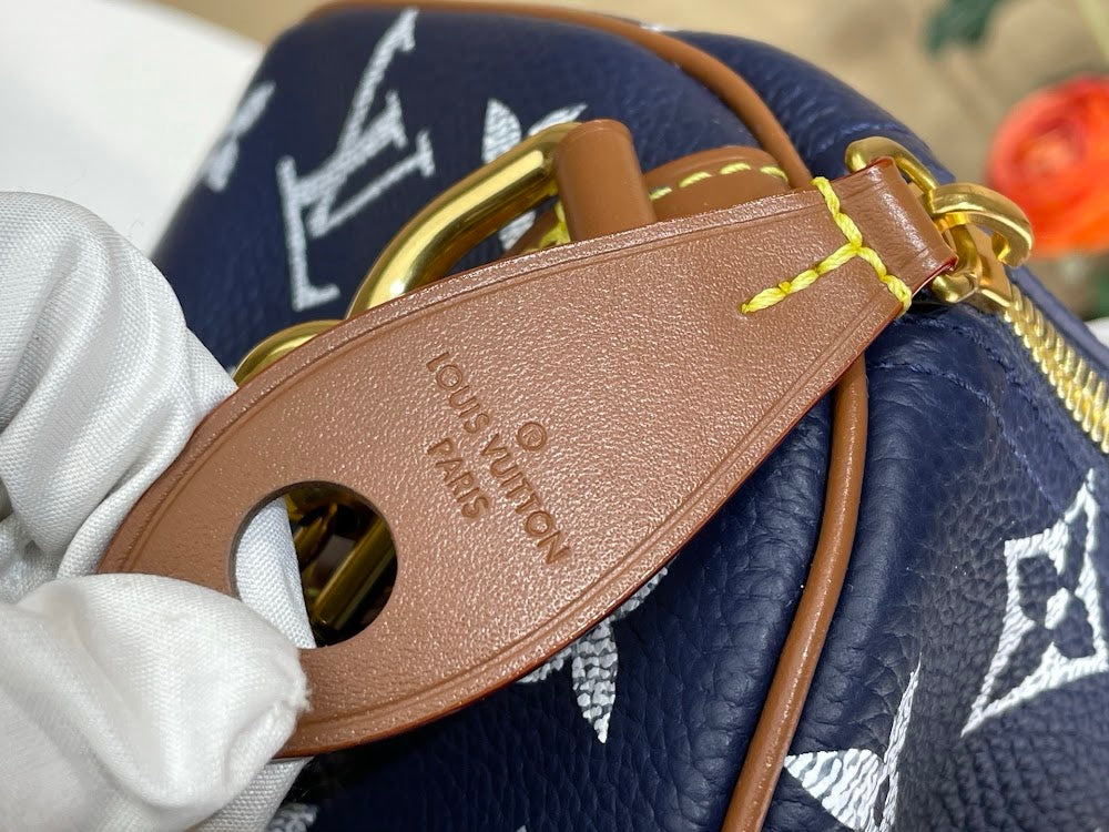 Dragons Bags ln Luxury Bag --95646