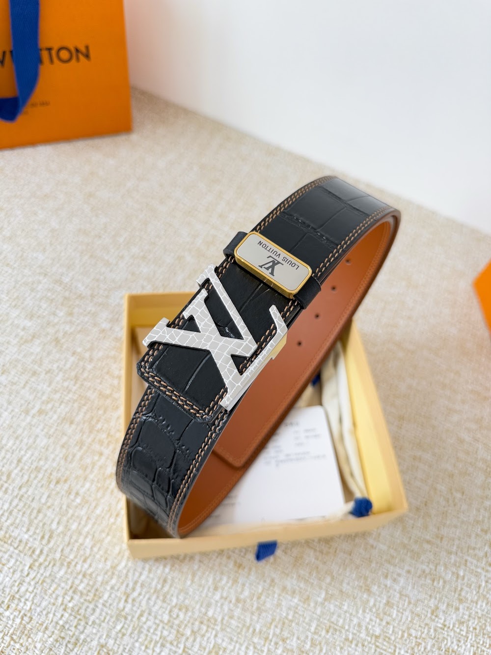 Dragons Bags ln Luxury Belt --101103