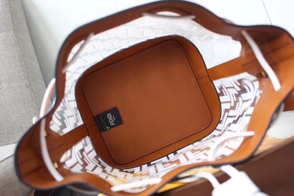new-designer-premium-bags-nm15139