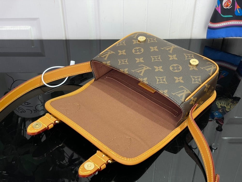 Dragons Bags ln Luxury Bag --97120