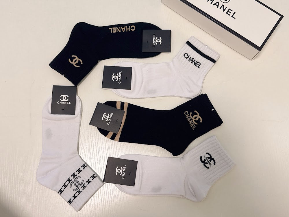 Dragons Bags Premium Luxury Socks --98638