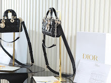 new-elite-designer-bags-nm7601