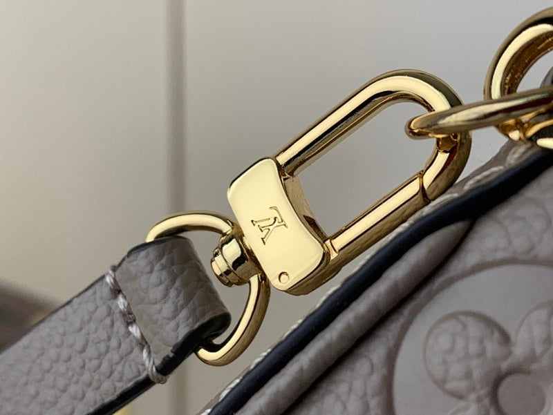 Dragons Bags ln Luxury Bag --61634