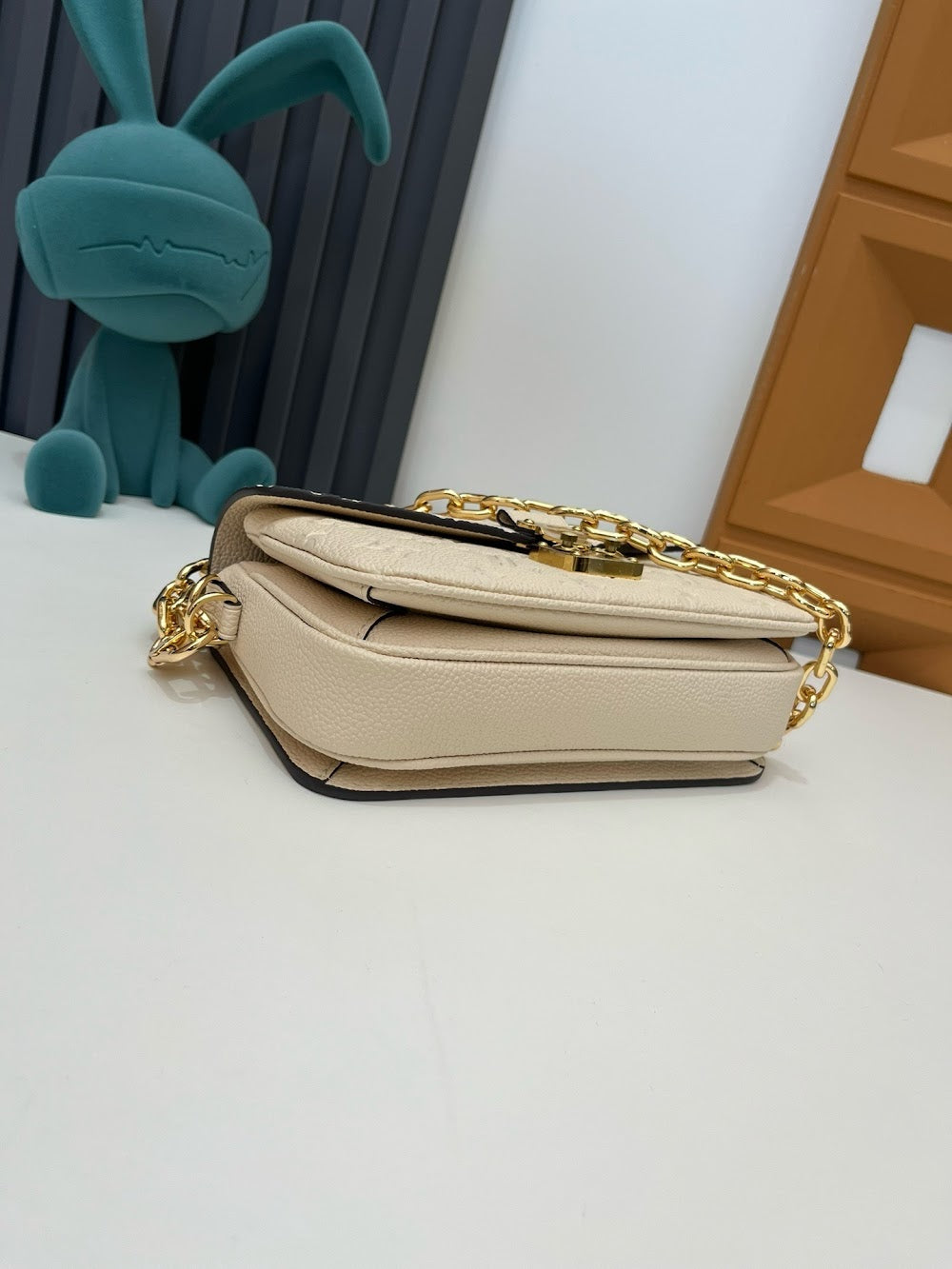 Dragons Bags ln Luxury Bag --81785