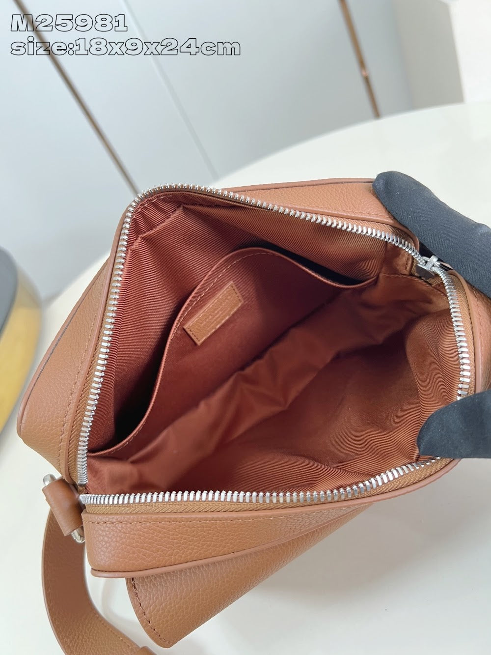 Dragons Bags ln Luxury Bag --97570