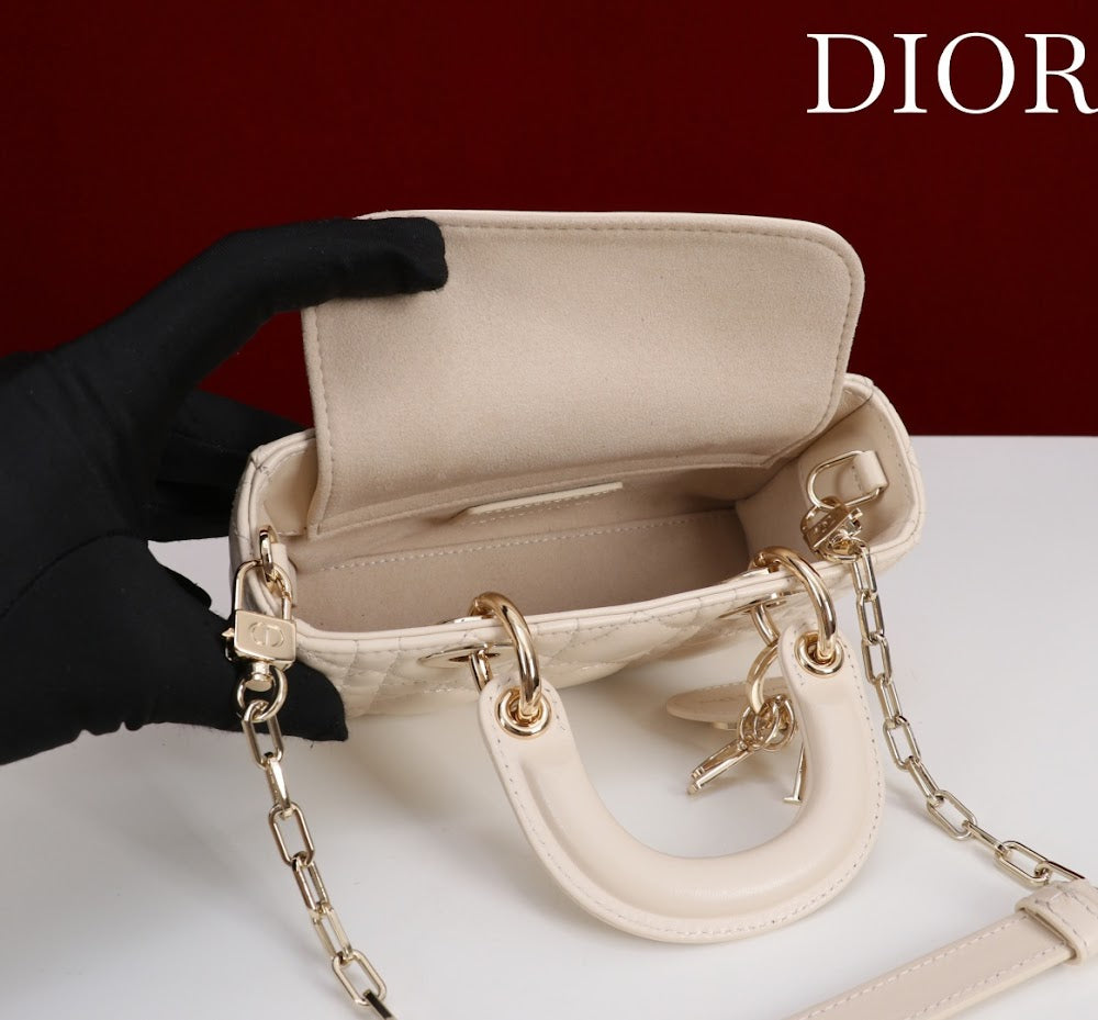 Dragons BagsDiorn Luxury Bag --115619