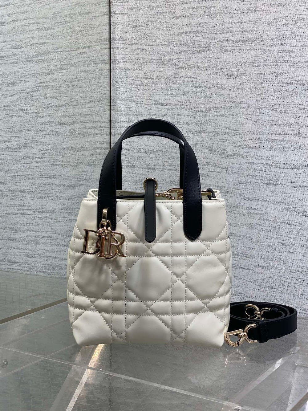 Dragons BagsDiorn Luxury Bag --115657