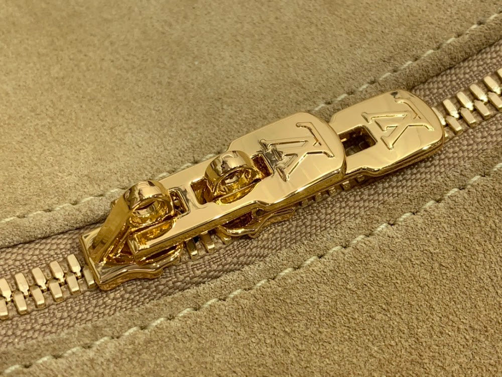 Dragons Bags ln Luxury Bag --96737