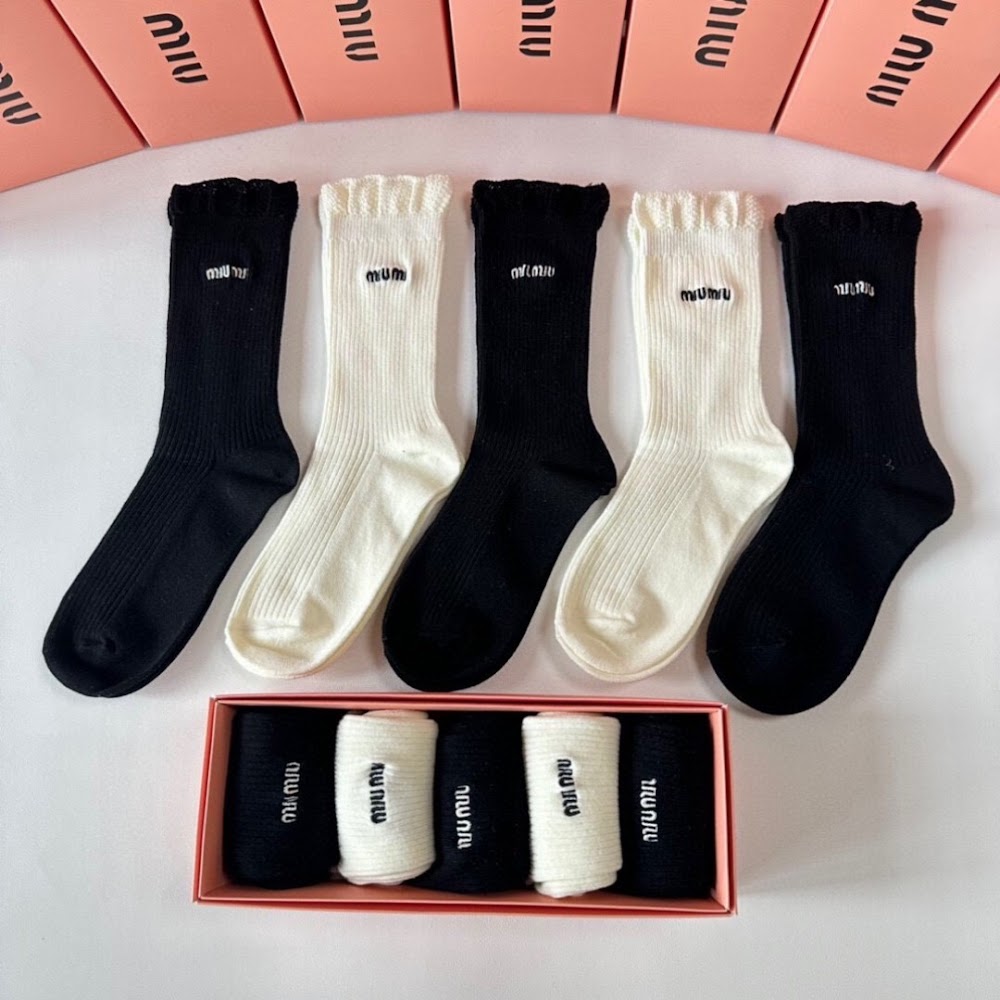 Dragons Bags Premium Luxury Socks --97932