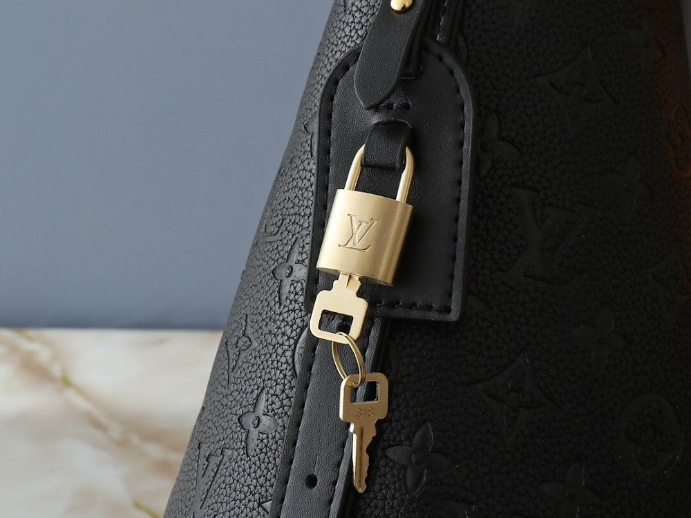 Dragons Bags ln Luxury Bag --76671