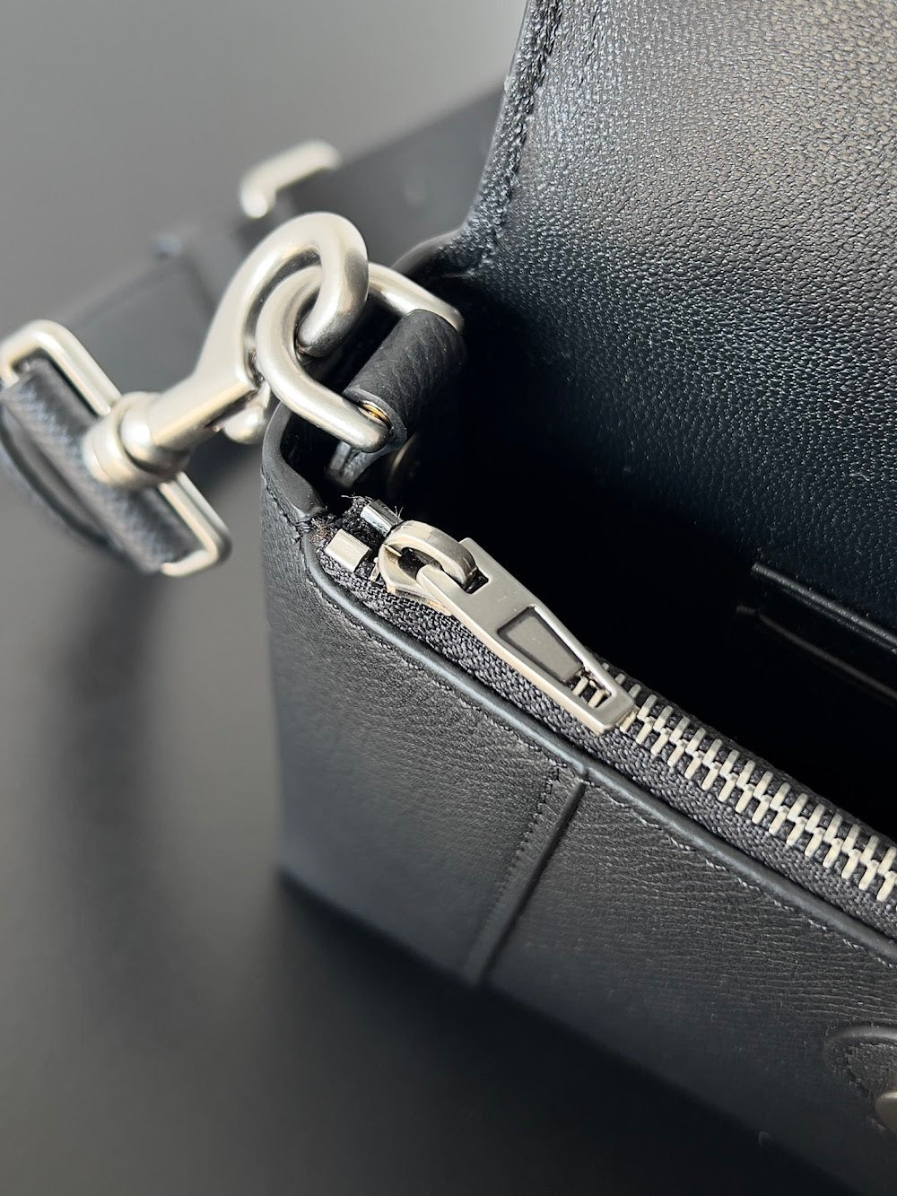 Dragons Bags Balenciaga Luxury Bag --111275