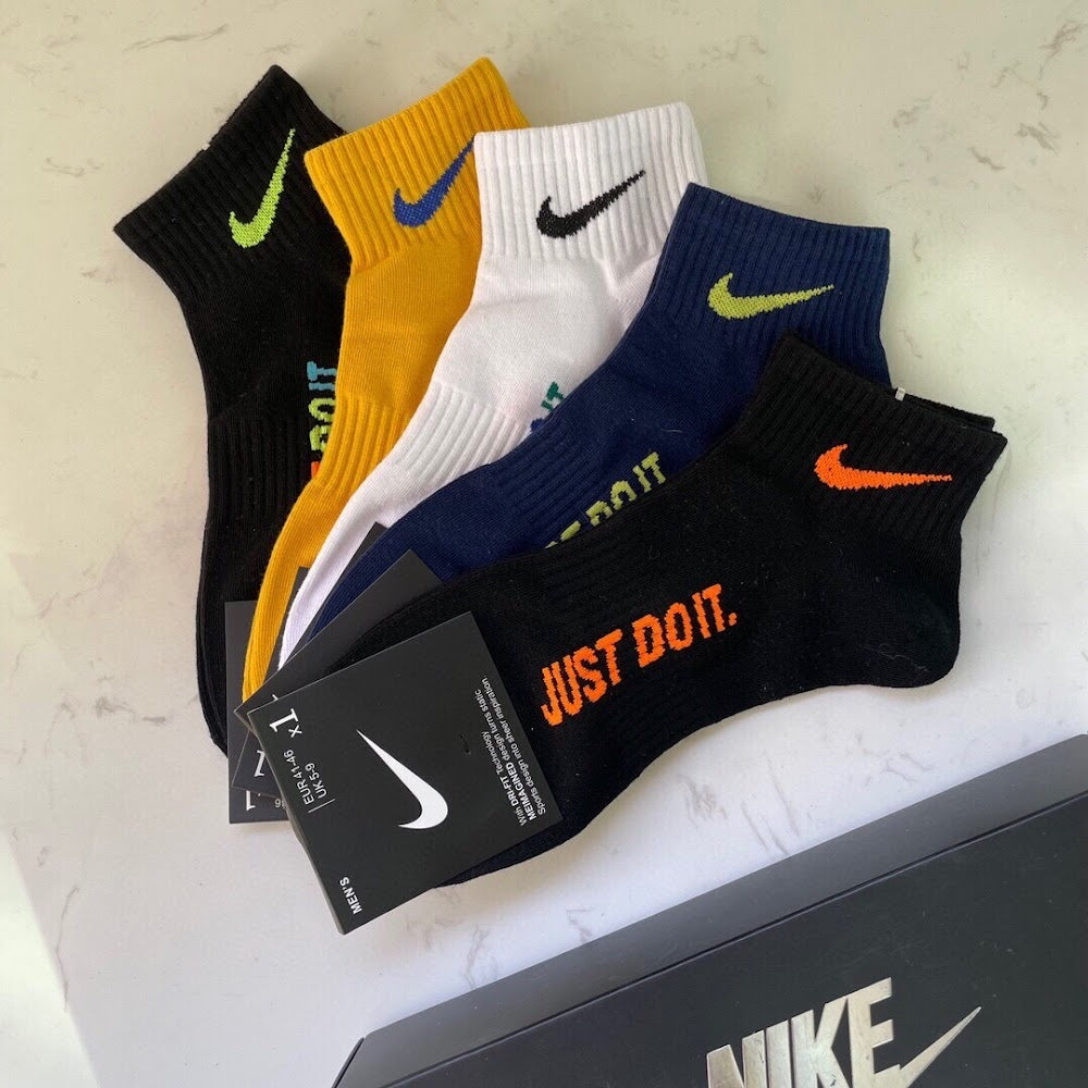Dragons Bags Premium Luxury Socks --98398