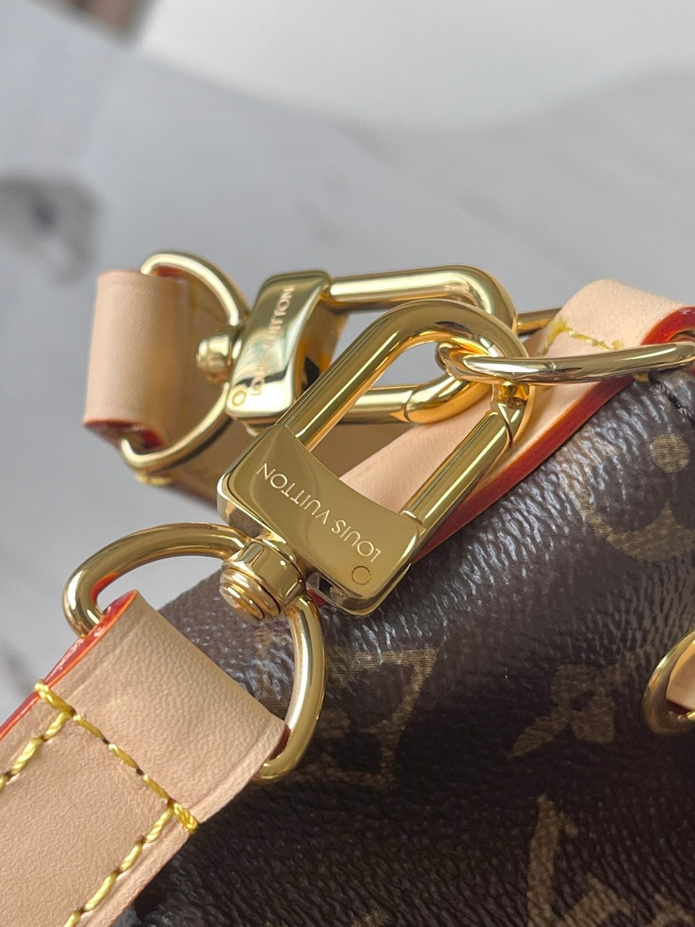 Dragons Bags ln Luxury Bag --97218