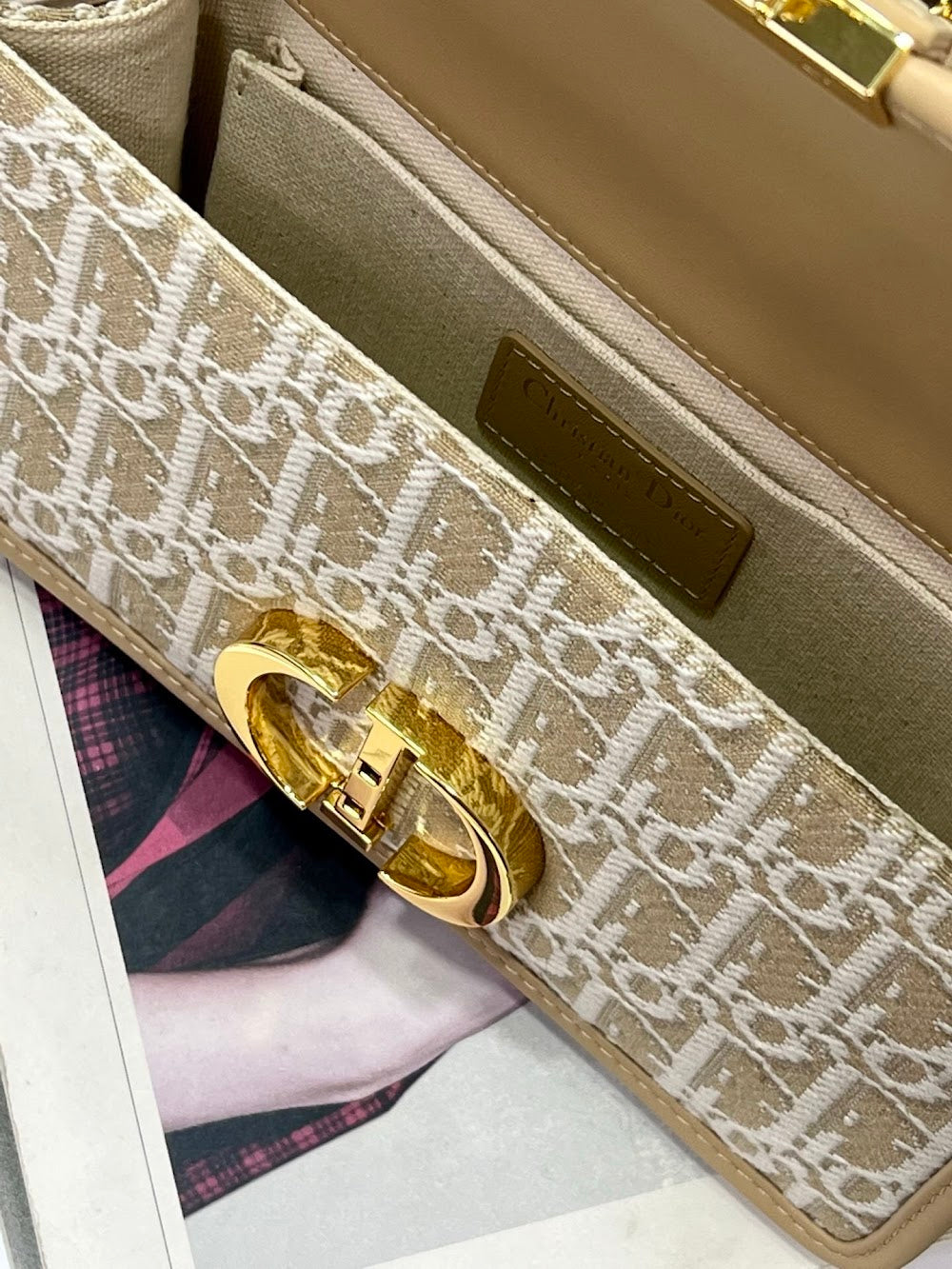 Dragons BagsDiorn Luxury Bag --116178