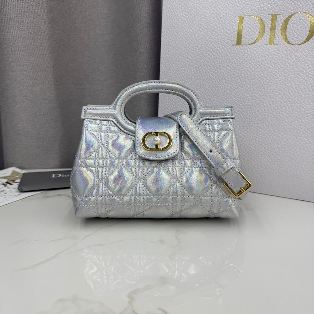 Dragons BagsDiorn Luxury Bag --116100