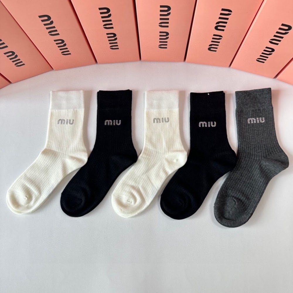 Dragons Bags Premium Luxury Socks --98013