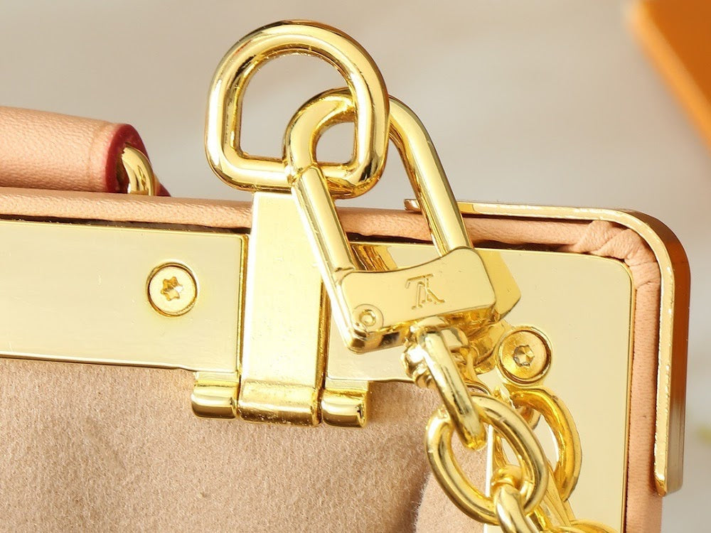 Dragons Bags ln Luxury Bag --78653