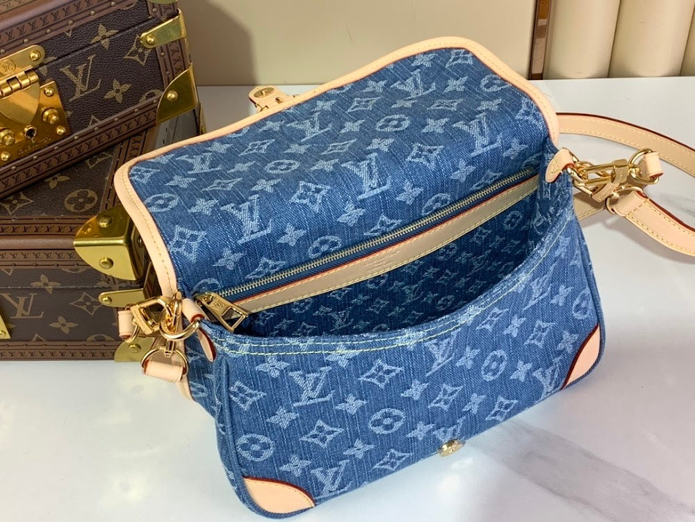Dragons Bags ln Luxury Bag --62792