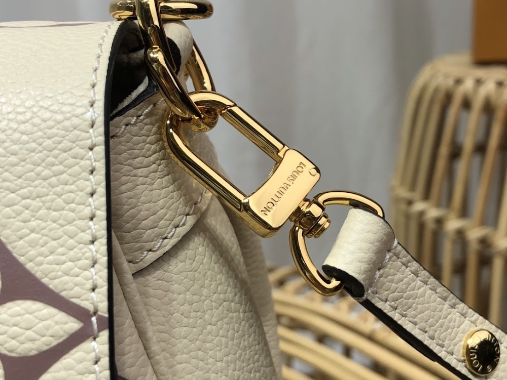 Dragons Bags ln Luxury Bag --56393