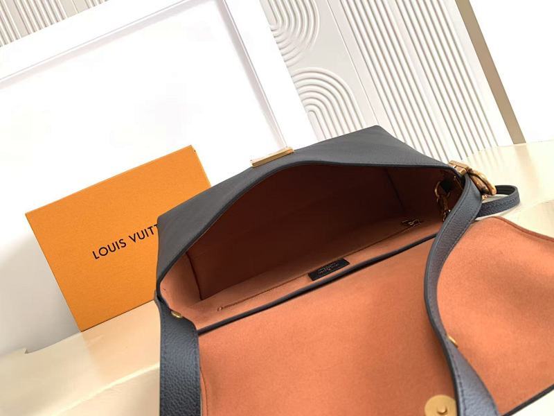 Dragons Bags ln Luxury Bag --81762