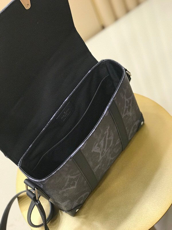 Dragons Bags ln Luxury Bag --66349