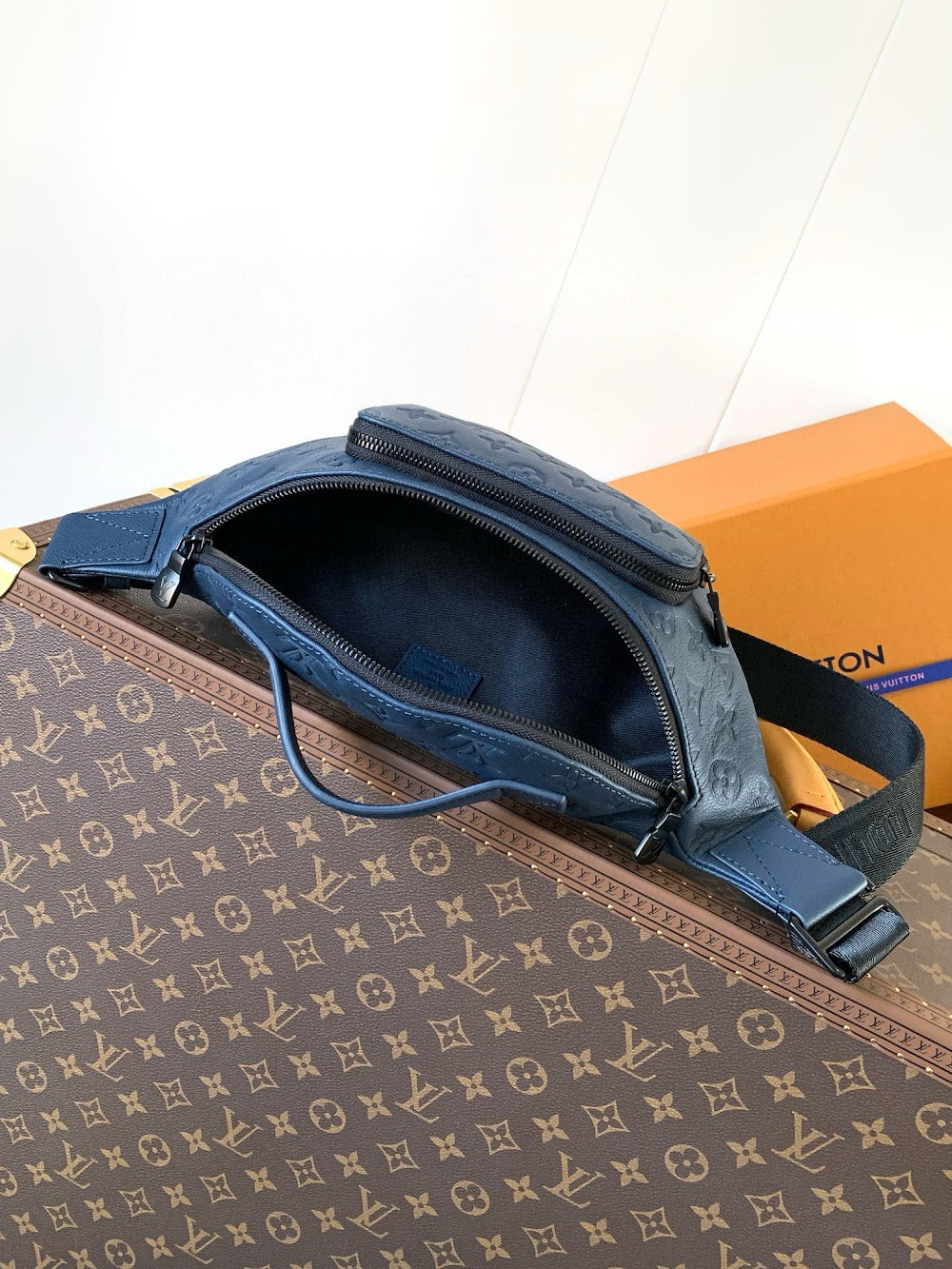 Dragons Bags ln Luxury Bag --71252