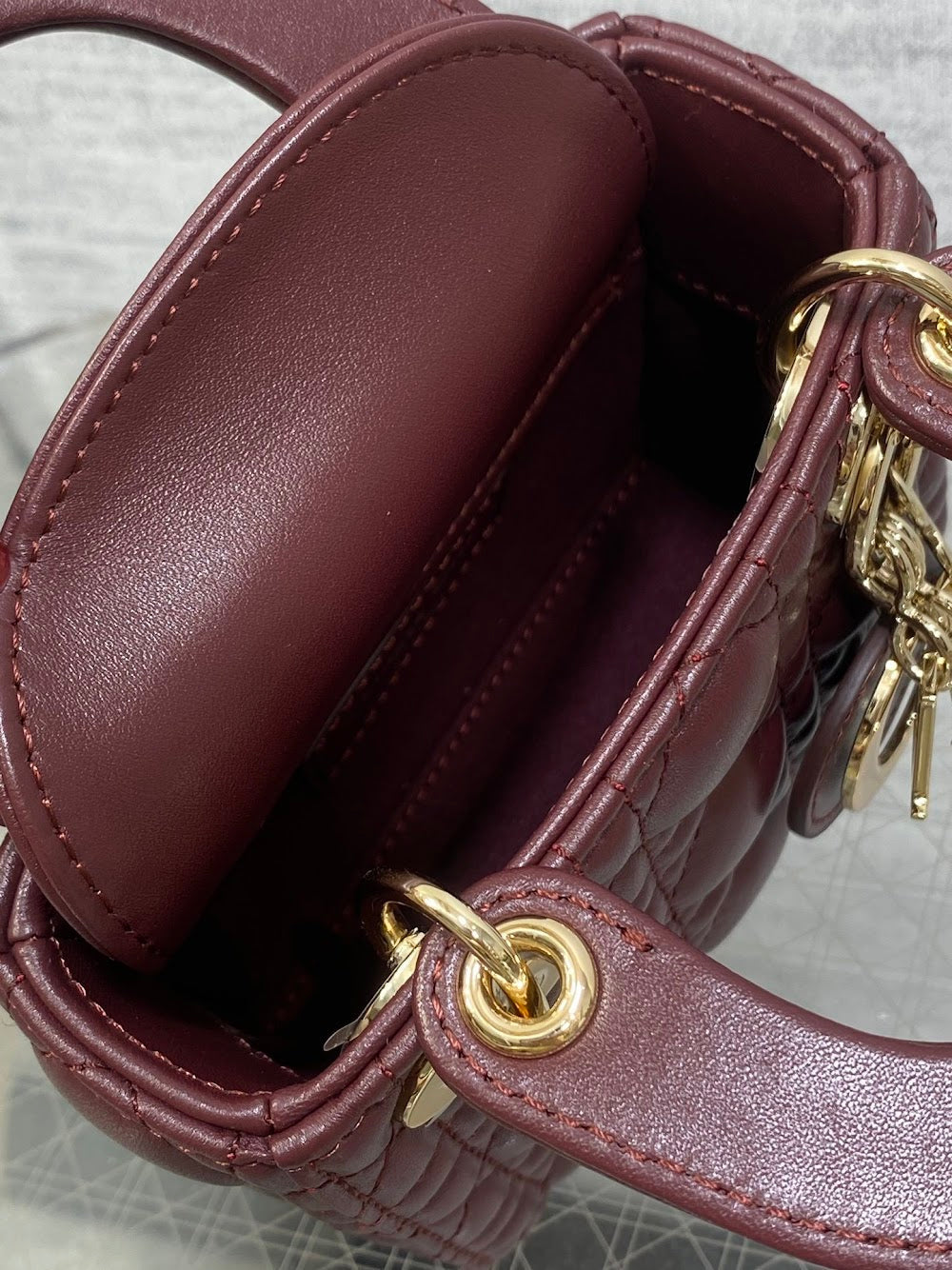 Dragons BagsDiorn Luxury Bag --114984