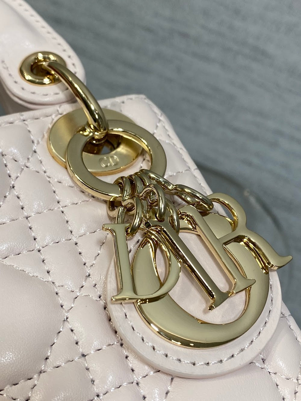 Dragons BagsDiorn Luxury Bag --114980