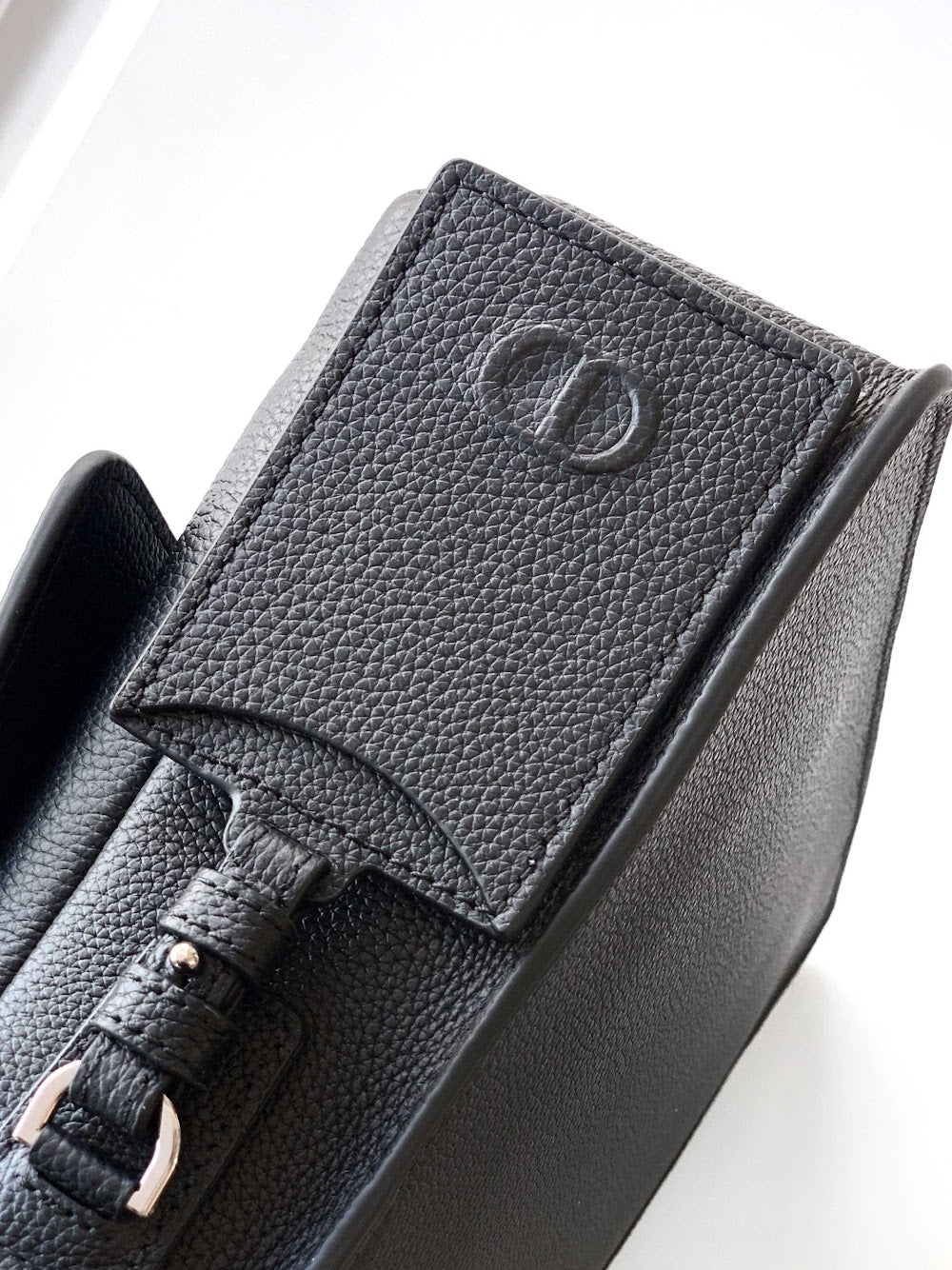 Dragons BagsDiorn Luxury Bag --115199