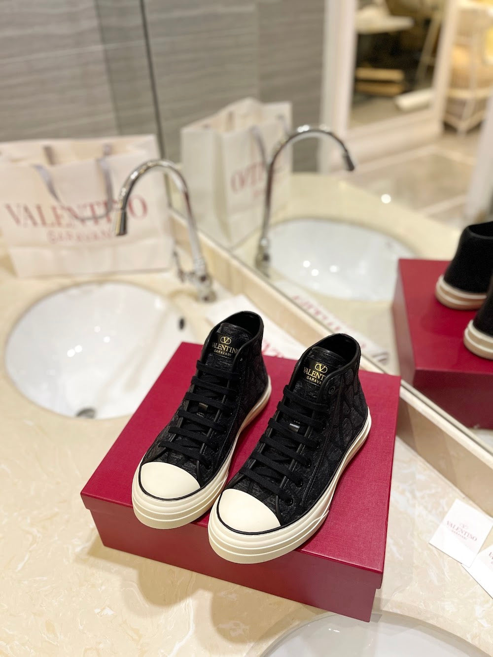 Dragons Bags Valentino Luxury Shoes --52568